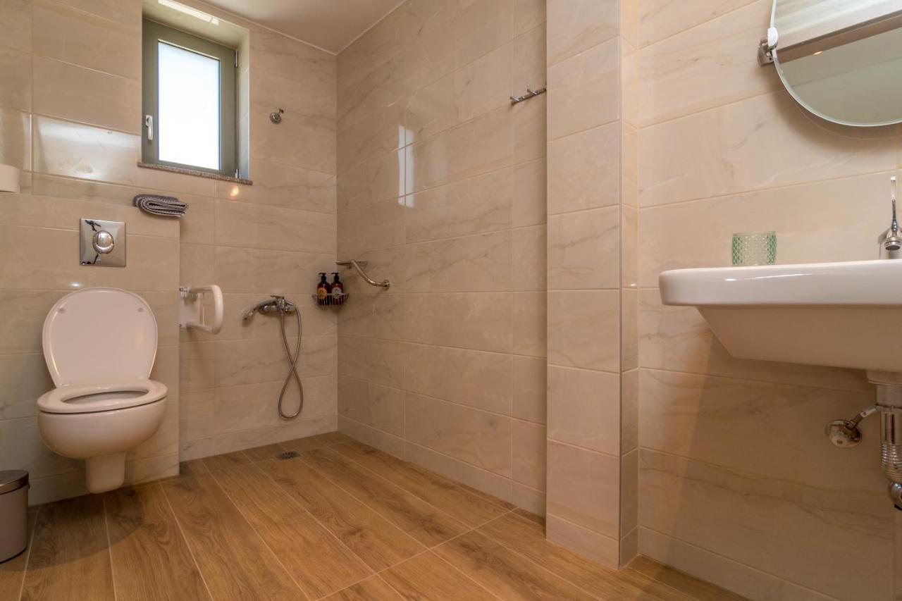 Evriali Comfort Living Palaiochora Dış mekan fotoğraf